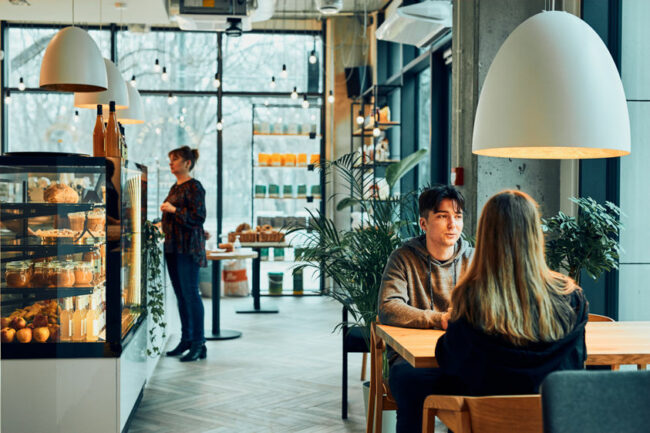 https://www.latoque.fr/vente/article/899623/attractivite-les-cinq-defis-de-la-boulangerie-de-demain
